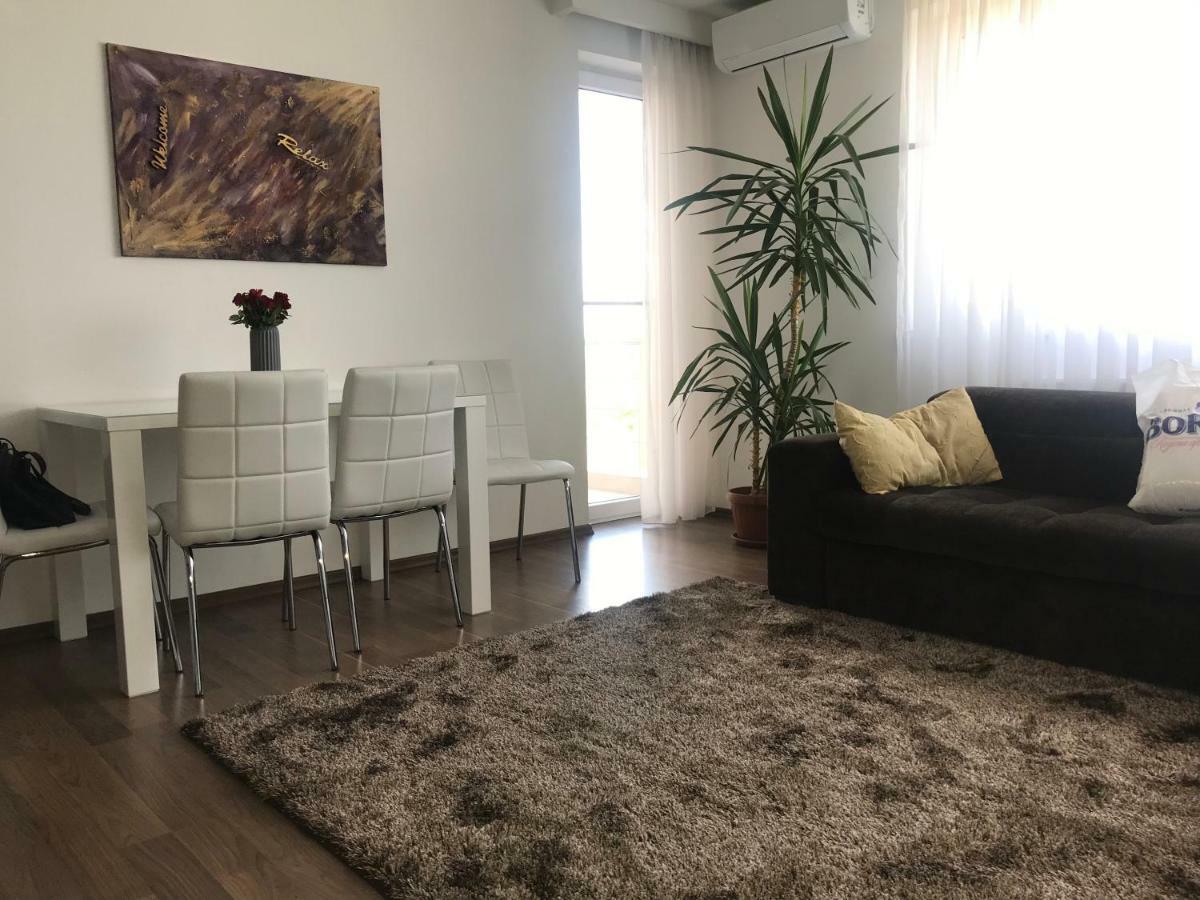 Pipera Lake View By Acme Rent Bukares Bagian luar foto
